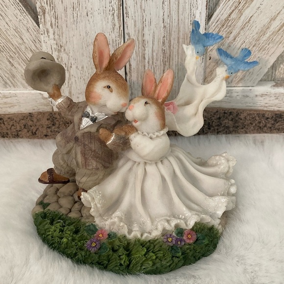 Dakin Susan Wheeler Holly Pond Hill Just Married Bunny Figurine - Picture 1 of 14